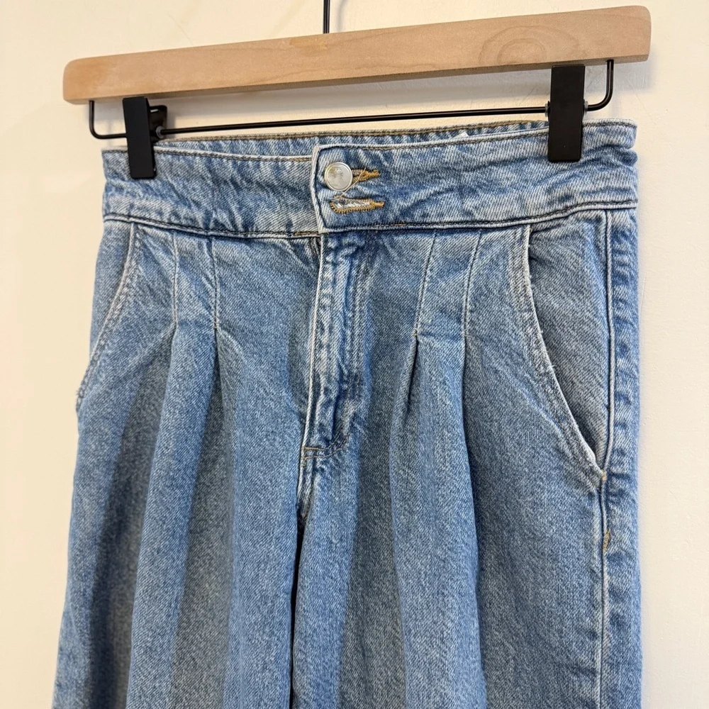 ZARA | Blue Pleated Wide-Leg Jeans
